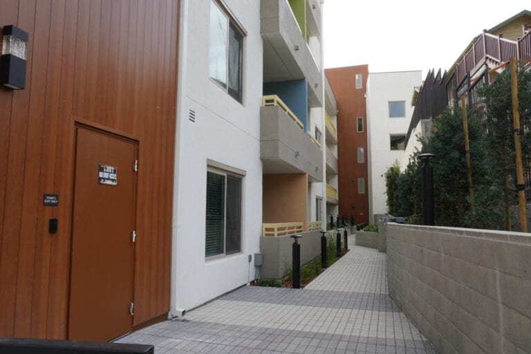 Milgard windows and aluminum siding on Vista Wood multifamily building