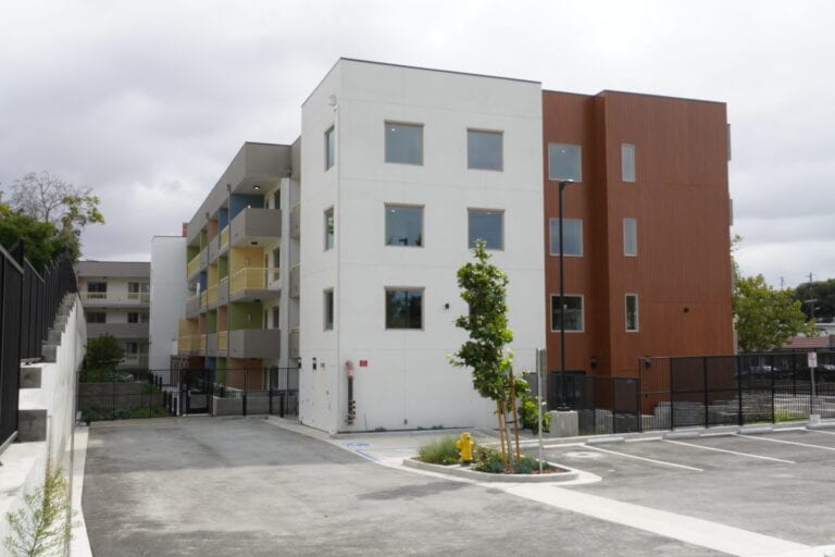 Milgard windows and aluminum siding on Vista Wood multifamily building