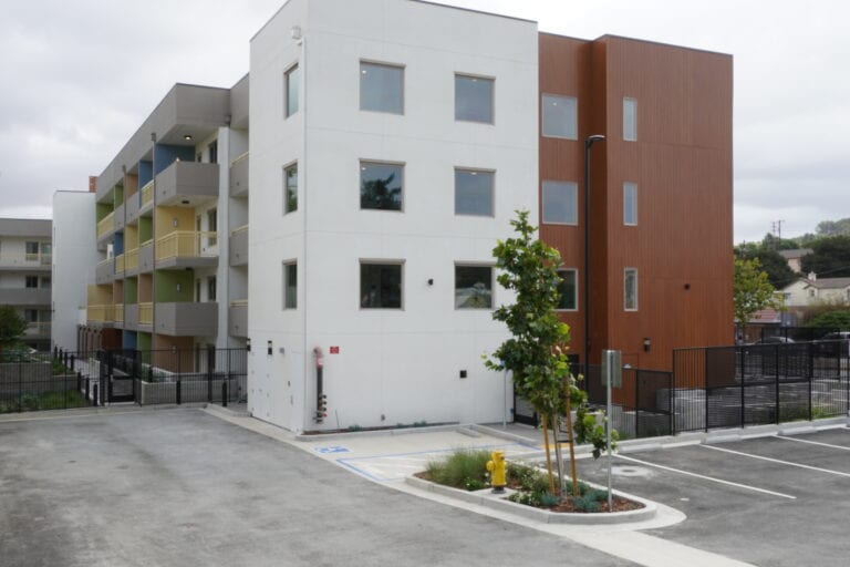 Milgard windows and aluminum siding on Vista Wood multifamily building