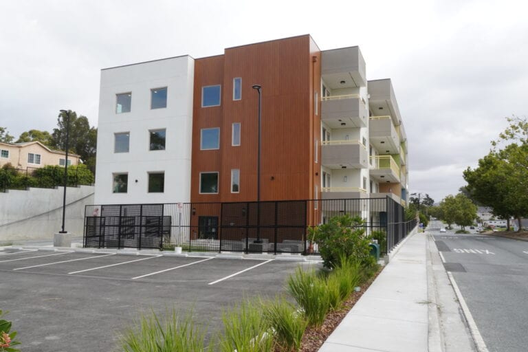 Milgard windows and aluminum siding on Vista Wood multifamily building