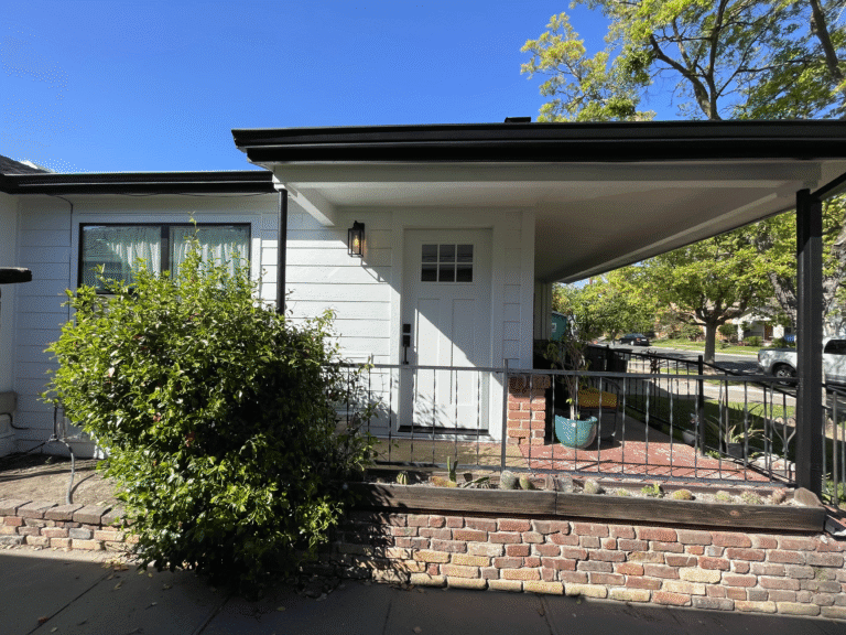James Hardie board and batten siding with Amsco windows on Downtown Sacramento home