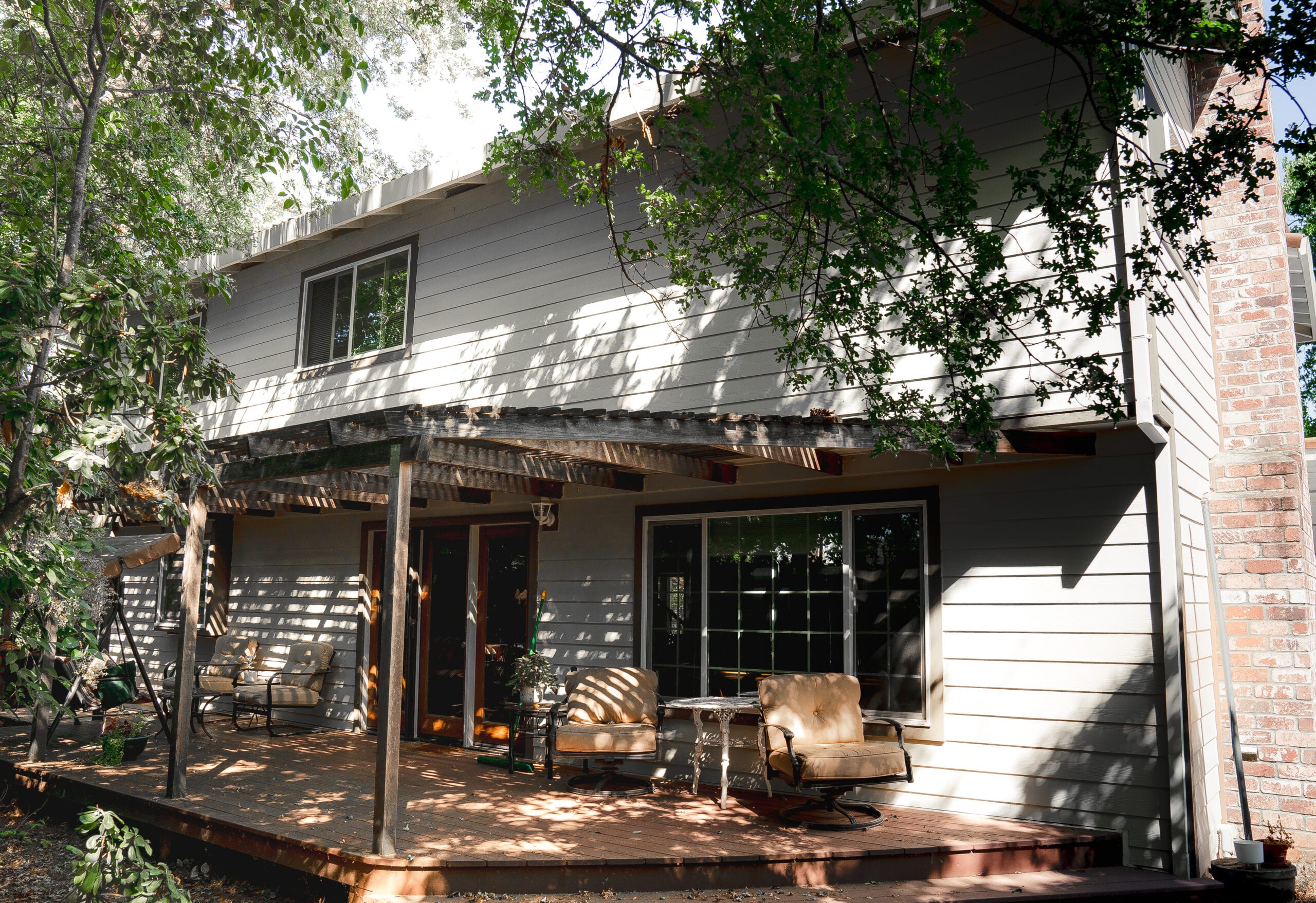 James Hardie lap siding on Carmichael CA home — project by Heritage Exteriors